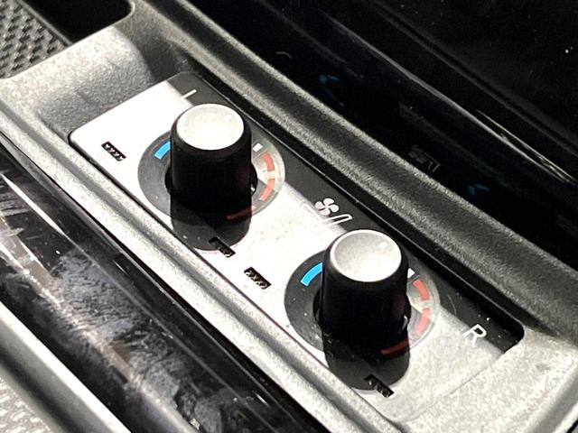 アルファード ２．５Ｓ　Ｃパッケージ　サンルーフ　後席モニター　ブラインドスポットモニター　デジタルインナーミラー　９型ナビ付ディスプレイオーディオ　フルセグＴＶ　三眼ＬＥＤヘッド　シーケンシャルウィンカー　シートエアコン　禁煙車（66枚目）