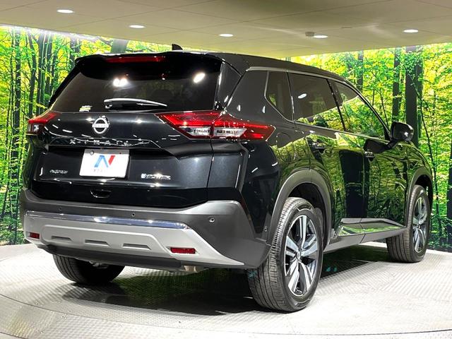 エクストレイル Ｇ　ｅ－４ＯＲＣＥ　４ＷＤ　全周囲カメラ　１００Ｖ電源　衝突被害軽減システム　禁煙車　電動リアゲート　レザーシート　全席シートヒーター　コーナーセンサー　スマートキー　ＬＥＤヘッド　ＥＴＣ２．０　純正１９インチアルミ（17枚目）