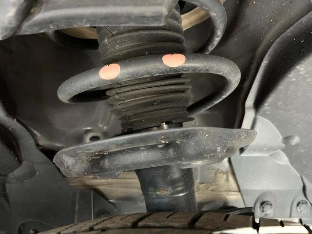 エクストレイル Ｇ　ｅ－４ＯＲＣＥ　４ＷＤ　全周囲カメラ　１００Ｖ電源　衝突被害軽減システム　禁煙車　電動リアゲート　レザーシート　全席シートヒーター　コーナーセンサー　スマートキー　ＬＥＤヘッド　ＥＴＣ２．０　純正１９インチアルミ（23枚目）