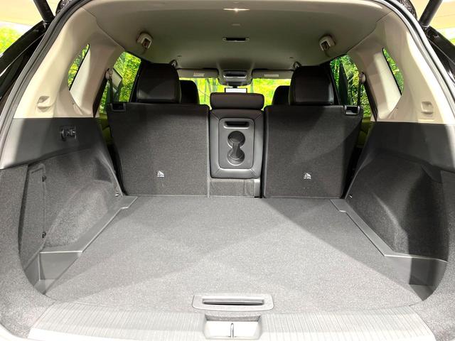 エクストレイル Ｇ　ｅ－４ＯＲＣＥ　４ＷＤ　全周囲カメラ　１００Ｖ電源　衝突被害軽減システム　禁煙車　電動リアゲート　レザーシート　全席シートヒーター　コーナーセンサー　スマートキー　ＬＥＤヘッド　ＥＴＣ２．０　純正１９インチアルミ（56枚目）