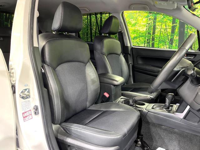 フォレスター Ｓ－リミテッド　バックカメラ　衝突被害軽減システム　禁煙車　電動リアゲート　ハーフレザーシート　ドラレコ　スマートキー　ＬＥＤヘッド　ビルトインＥＴＣ　純正１８インチアルミ　車線逸脱警報　オートライト（8枚目）