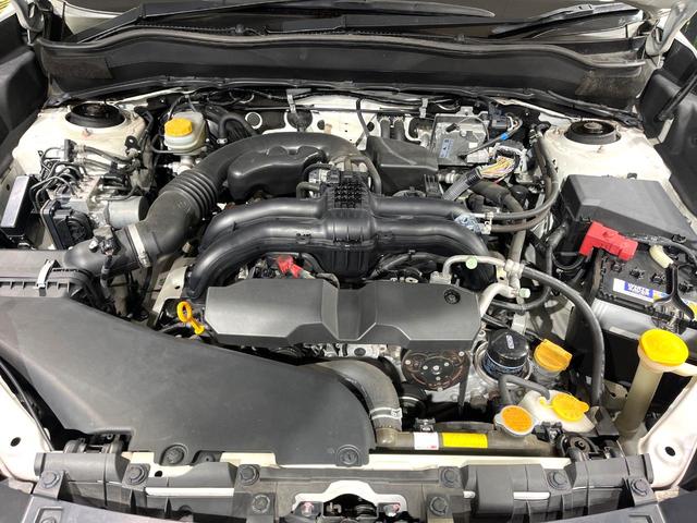 フォレスター Ｓ－リミテッド　バックカメラ　衝突被害軽減システム　禁煙車　電動リアゲート　ハーフレザーシート　ドラレコ　スマートキー　ＬＥＤヘッド　ビルトインＥＴＣ　純正１８インチアルミ　車線逸脱警報　オートライト（18枚目）