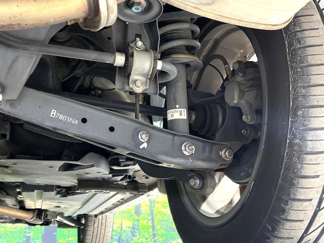 フォレスター Ｓ－リミテッド　バックカメラ　衝突被害軽減システム　禁煙車　電動リアゲート　ハーフレザーシート　ドラレコ　スマートキー　ＬＥＤヘッド　ビルトインＥＴＣ　純正１８インチアルミ　車線逸脱警報　オートライト（20枚目）