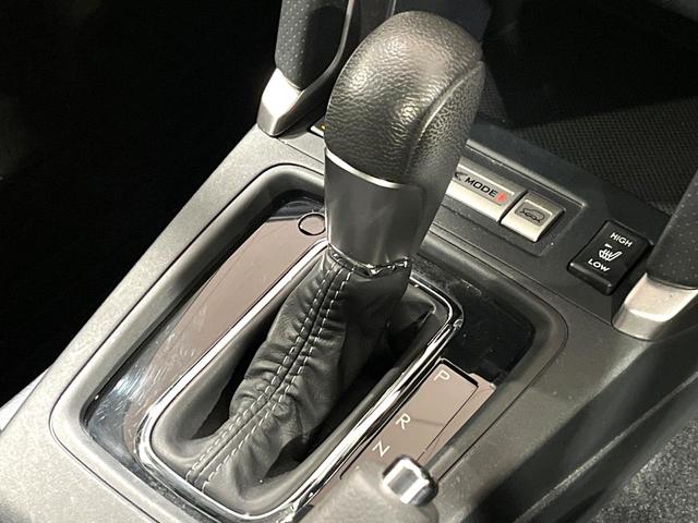 フォレスター Ｓ－リミテッド　バックカメラ　衝突被害軽減システム　禁煙車　電動リアゲート　ハーフレザーシート　ドラレコ　スマートキー　ＬＥＤヘッド　ビルトインＥＴＣ　純正１８インチアルミ　車線逸脱警報　オートライト（35枚目）