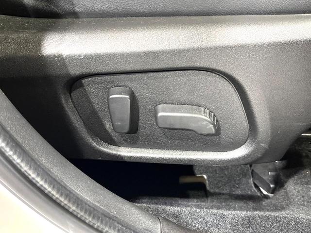 フォレスター Ｓ－リミテッド　バックカメラ　衝突被害軽減システム　禁煙車　電動リアゲート　ハーフレザーシート　ドラレコ　スマートキー　ＬＥＤヘッド　ビルトインＥＴＣ　純正１８インチアルミ　車線逸脱警報　オートライト（42枚目）