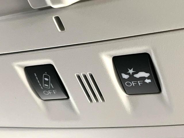 フォレスター Ｓ－リミテッド　バックカメラ　衝突被害軽減システム　禁煙車　電動リアゲート　ハーフレザーシート　ドラレコ　スマートキー　ＬＥＤヘッド　ビルトインＥＴＣ　純正１８インチアルミ　車線逸脱警報　オートライト（43枚目）