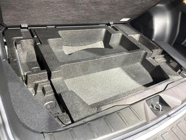 フォレスター Ｓ－リミテッド　バックカメラ　衝突被害軽減システム　禁煙車　電動リアゲート　ハーフレザーシート　ドラレコ　スマートキー　ＬＥＤヘッド　ビルトインＥＴＣ　純正１８インチアルミ　車線逸脱警報　オートライト（53枚目）