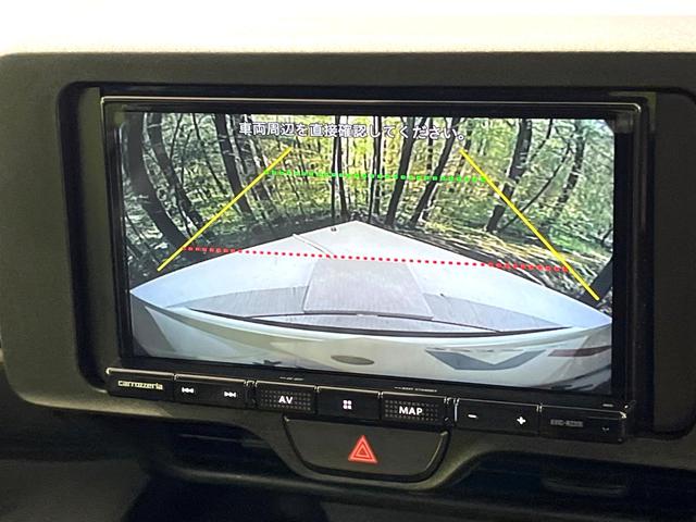 ヤリスクロス Ｘ　ＳＤナビ　バックカメラ　衝突被害軽減システム　レーダークルーズ　禁煙車　ドラレコ　コーナーセンサー　スマートキー　ＥＴＣ　オートハイビーム　車線逸脱警報　オートライト　Ｂｌｕｅｔｏｏｔｈ　フルセグ（4枚目）