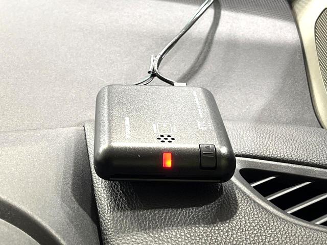 ヤリスクロス Ｘ　ＳＤナビ　バックカメラ　衝突被害軽減システム　レーダークルーズ　禁煙車　ドラレコ　コーナーセンサー　スマートキー　ＥＴＣ　オートハイビーム　車線逸脱警報　オートライト　Ｂｌｕｅｔｏｏｔｈ　フルセグ（6枚目）