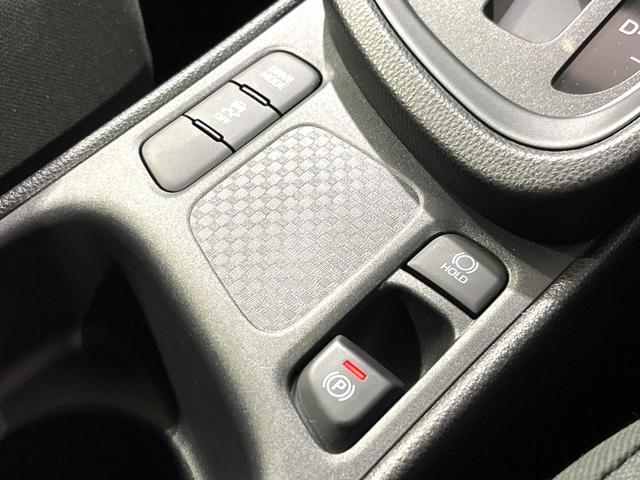 ヤリスクロス Ｘ　ＳＤナビ　バックカメラ　衝突被害軽減システム　レーダークルーズ　禁煙車　ドラレコ　コーナーセンサー　スマートキー　ＥＴＣ　オートハイビーム　車線逸脱警報　オートライト　Ｂｌｕｅｔｏｏｔｈ　フルセグ（32枚目）