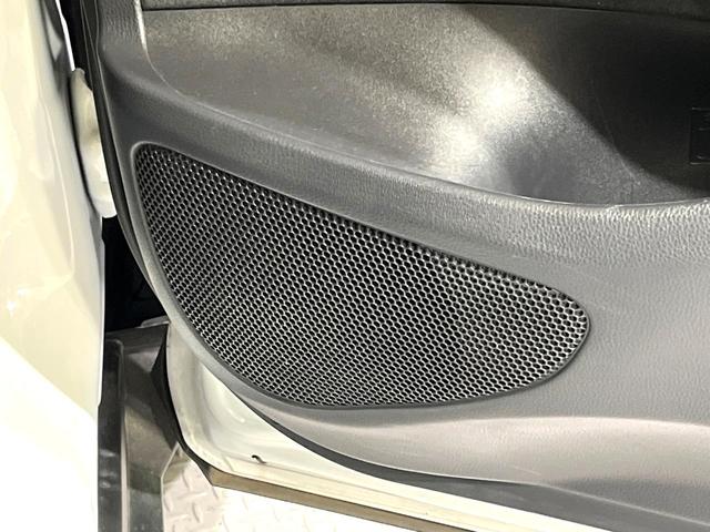 ヤリスクロス Ｘ　ＳＤナビ　バックカメラ　衝突被害軽減システム　レーダークルーズ　禁煙車　ドラレコ　コーナーセンサー　スマートキー　ＥＴＣ　オートハイビーム　車線逸脱警報　オートライト　Ｂｌｕｅｔｏｏｔｈ　フルセグ（38枚目）