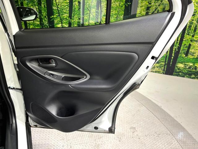 ヤリスクロス Ｘ　ＳＤナビ　バックカメラ　衝突被害軽減システム　レーダークルーズ　禁煙車　ドラレコ　コーナーセンサー　スマートキー　ＥＴＣ　オートハイビーム　車線逸脱警報　オートライト　Ｂｌｕｅｔｏｏｔｈ　フルセグ（42枚目）