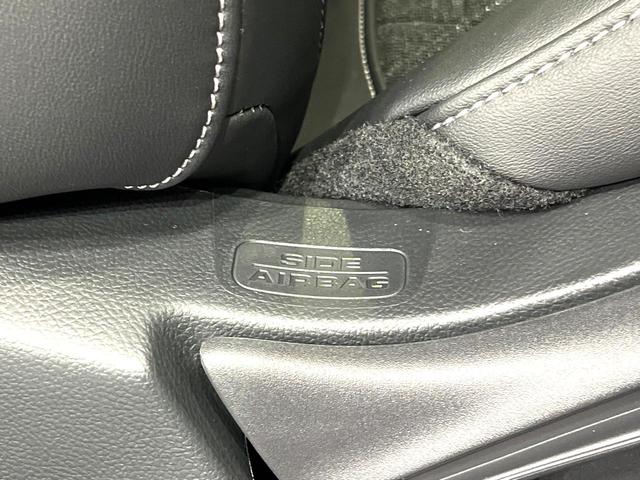 ヴェゼル ｅ：ＨＥＶ　Ｚ　全周囲カメラ　プレミアムオーディオ　メーカーナビ　ＥＴＣ２．０　ワイヤレス充電　登録済未使用車　電動リアゲート　シートヒーター　シーケンシャルウィンカー　ブラインドスポットモニター　後退出庫サポート（47枚目）