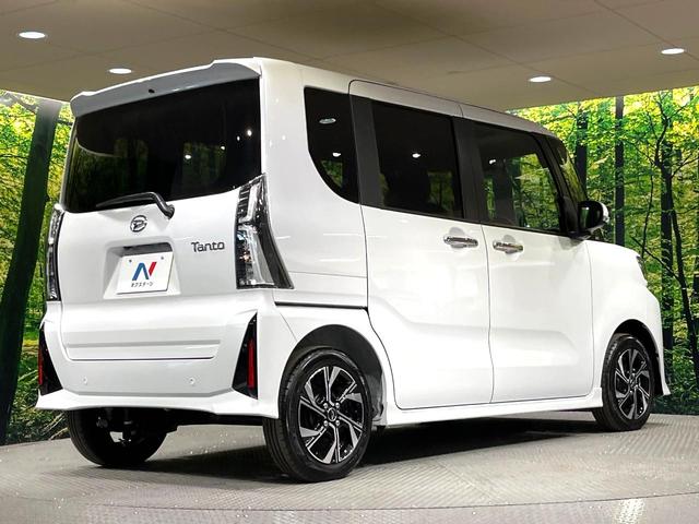 タント カスタムＸ　届出済未使用車　両側電動ドア　衝突被害軽減システム　コーナーセンサー　スマートキー　ＬＥＤヘッド　純正１４インチアルミ　車線逸脱警報　オートライト　オートエアコン　ＬＥＤフォグ（17枚目）