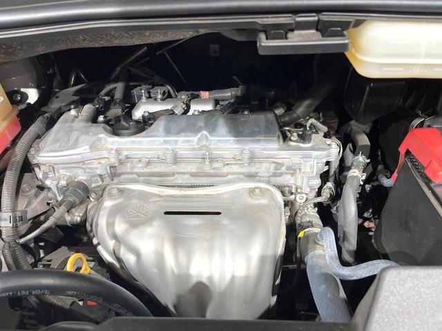 アルファード ２．５Ｓ　Ｃパッケージ　サンルーフ　純正１０型ナビ　プリクラッシュセーフティ　レーダークルーズ　両側電動ドア　禁煙車　電動リアゲート　コーナーセンサー　バックカメラ　ＥＴＣ　ドラレコ　ハンドルヒーター　後席オットマンシート（18枚目）