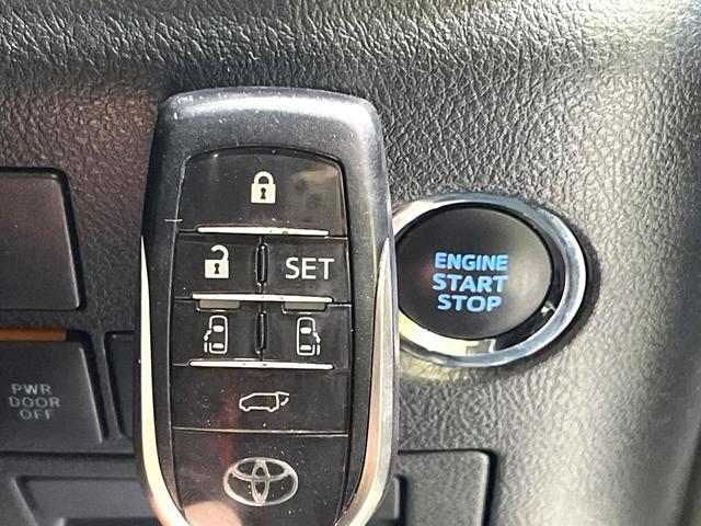 アルファード ２．５Ｓ　Ｃパッケージ　サンルーフ　純正１０型ナビ　プリクラッシュセーフティ　レーダークルーズ　両側電動ドア　禁煙車　電動リアゲート　コーナーセンサー　バックカメラ　ＥＴＣ　ドラレコ　ハンドルヒーター　後席オットマンシート（26枚目）