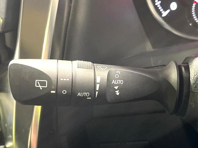 アルファード ２．５Ｓ　Ｃパッケージ　サンルーフ　純正１０型ナビ　プリクラッシュセーフティ　レーダークルーズ　両側電動ドア　禁煙車　電動リアゲート　コーナーセンサー　バックカメラ　ＥＴＣ　ドラレコ　ハンドルヒーター　後席オットマンシート（36枚目）