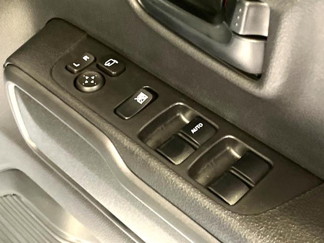 ハスラー ハイブリッドＧ　ＳＤナビ　バックカメラ　衝突被害軽減システム　レーダークルーズ　禁煙車　コーナーセンサー　スマートキー　ＬＥＤヘッド　ビルトインＥＴＣ　オートハイビーム　車線逸脱警報　オートライト　オートエアコン（35枚目）