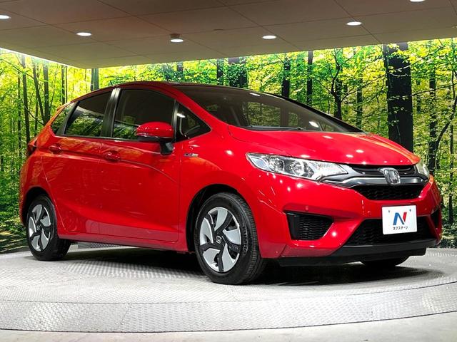 フィットハイブリッド Lパッケージ 純正SDナビ バックカメラ 衝突被害軽減システム 禁煙車 ハーフレザーシート ドライブレコーダー コーナーセンサー スマートキー LEDヘッド ビルトインETC クルーズコントロール オートライト(16枚目)