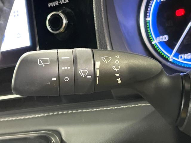 ノア ハイブリッドＳ－Ｚ　両側電動ドア　純正ＳＤナビ　後席モニター　全周囲カメラ　衝突被害軽減システム　レーダークルーズ　禁煙車　ドラレコ　コーナーセンサー　スマートキー　ＬＥＤヘッド　ビルトインＥＴＣ　純正１７インチアルミ（28枚目）