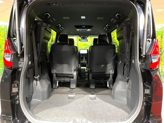 ノア ハイブリッドＳ－Ｚ　両側電動ドア　純正ＳＤナビ　後席モニター　全周囲カメラ　衝突被害軽減システム　レーダークルーズ　禁煙車　ドラレコ　コーナーセンサー　スマートキー　ＬＥＤヘッド　ビルトインＥＴＣ　純正１７インチアルミ（61枚目）