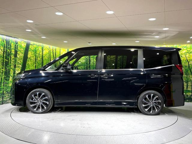 ノア ハイブリッドＳ－Ｚ　両側電動ドア　純正ＳＤナビ　後席モニター　全周囲カメラ　衝突被害軽減システム　レーダークルーズ　禁煙車　ドラレコ　コーナーセンサー　スマートキー　ＬＥＤヘッド　ビルトインＥＴＣ　純正１７インチアルミ（63枚目）