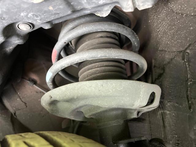 プリウスＰＨＶ Ａ　純正１１．６インチＳＤナビ　バックカメラ　衝突被害軽減システム　レーダークルーズ　コーナーセンサー　スマートキー　ＬＥＤヘッド　ビルトインＥＴＣ　純正１５インチアルミ　オートハイビーム　車線逸脱警報（20枚目）