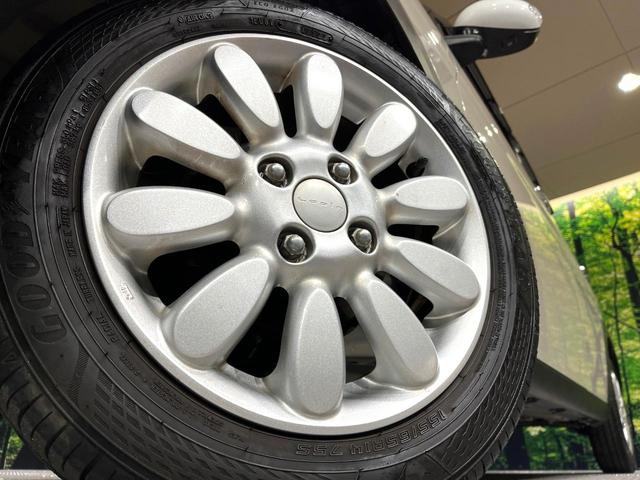 アルトラパン Ｘ　純正ＳＤナビ　全周囲カメラ　衝突被害軽減システム　禁煙車　シートヒーター　ドライブレコーダー　スマートキー　ＨＩＤヘッドライト　ビルトインＥＴＣ　オートライト　オートエアコン　Ｂｌｕｅｔｏｏｔｈ（13枚目）