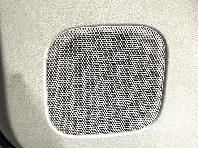 アルトラパン Ｘ　純正ＳＤナビ　全周囲カメラ　衝突被害軽減システム　禁煙車　シートヒーター　ドライブレコーダー　スマートキー　ＨＩＤヘッドライト　ビルトインＥＴＣ　オートライト　オートエアコン　Ｂｌｕｅｔｏｏｔｈ（40枚目）