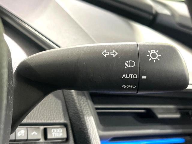 プリウス Z ガラスルーフ 全周囲カメラ 100V電源 衝突被害軽減システム レーダークルーズ 禁煙車 電動リアゲート レザーシート パワーシート コーナーセンサー スマートキー LEDヘッド ETC2.0(34枚目)