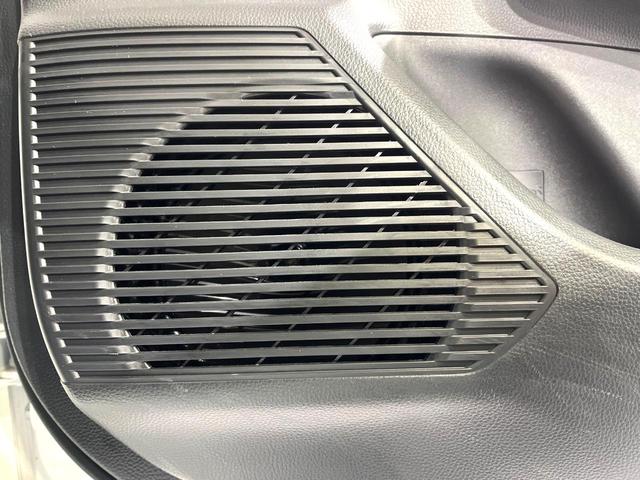 プリウス Z ガラスルーフ 全周囲カメラ 100V電源 衝突被害軽減システム レーダークルーズ 禁煙車 電動リアゲート レザーシート パワーシート コーナーセンサー スマートキー LEDヘッド ETC2.0(45枚目)