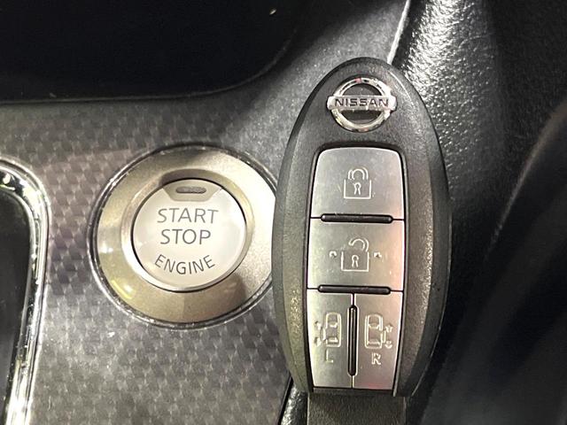 セレナ ライダーブラックラインS-HVアドバンスドセーフティ 両側電動ドア SDナビ 全周囲カメラ 衝突被害軽減システム コーナーセンサー スマートキー LEDヘッド ETC クルコン オートライト オートエアコン CD DVD再生(7枚目)