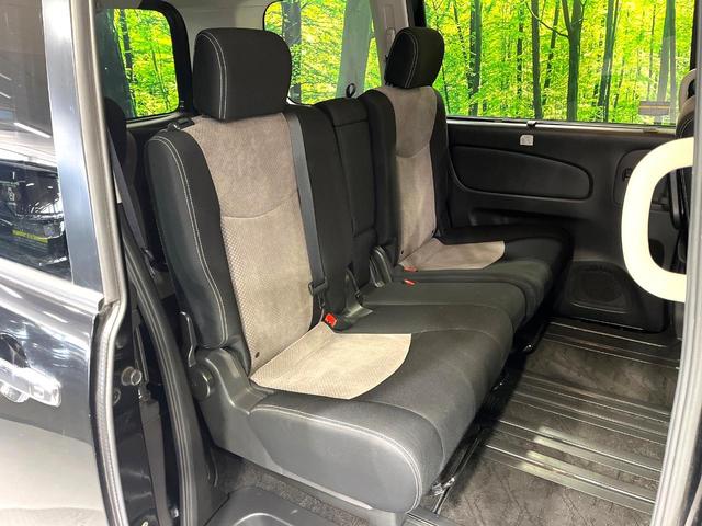 セレナ ライダーブラックラインS-HVアドバンスドセーフティ 両側電動ドア SDナビ 全周囲カメラ 衝突被害軽減システム コーナーセンサー スマートキー LEDヘッド ETC クルコン オートライト オートエアコン CD DVD再生(9枚目)