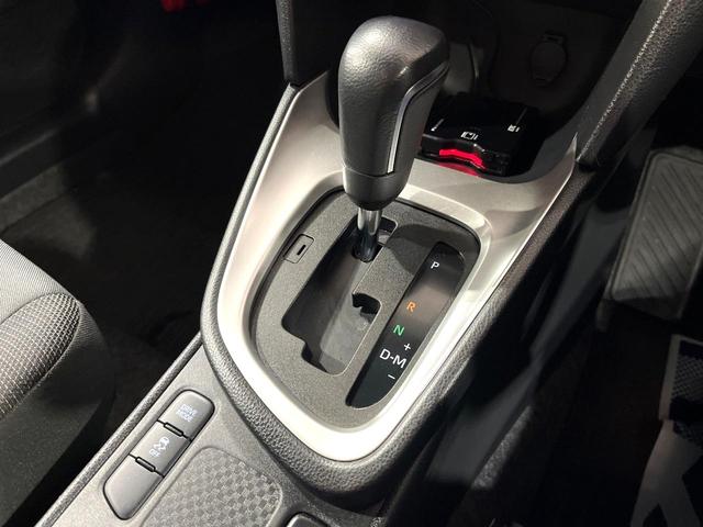 ヤリスクロス G 純正8インチナビ 全周囲カメラ 衝突被害軽減システム レーダークルーズコントロール 禁煙車 コーナーセンサー スマートキー LEDヘッドライト ETC オートハイビーム オートライト オートエアコン(24枚目)