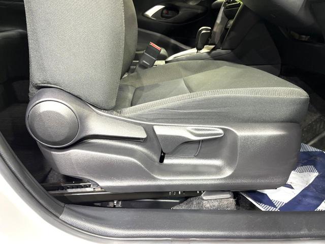 ヤリスクロス G 純正8インチナビ 全周囲カメラ 衝突被害軽減システム レーダークルーズコントロール 禁煙車 コーナーセンサー スマートキー LEDヘッドライト ETC オートハイビーム オートライト オートエアコン(41枚目)