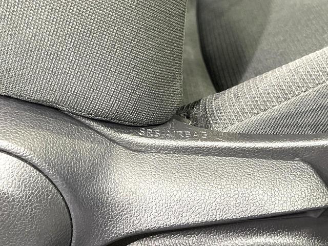 ヤリスクロス G 純正8インチナビ 全周囲カメラ 衝突被害軽減システム レーダークルーズコントロール 禁煙車 コーナーセンサー スマートキー LEDヘッドライト ETC オートハイビーム オートライト オートエアコン(42枚目)