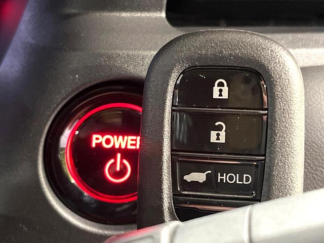 ヴェゼル e:HEV RS 登録済未使用車 全周囲カメラ 衝突被害軽減システム 電動リアゲート コーナーセンサー スマートキー LEDヘッド ETC2.0 純正18インチアルミ オートハイビーム オートライト オートエアコン(7枚目)