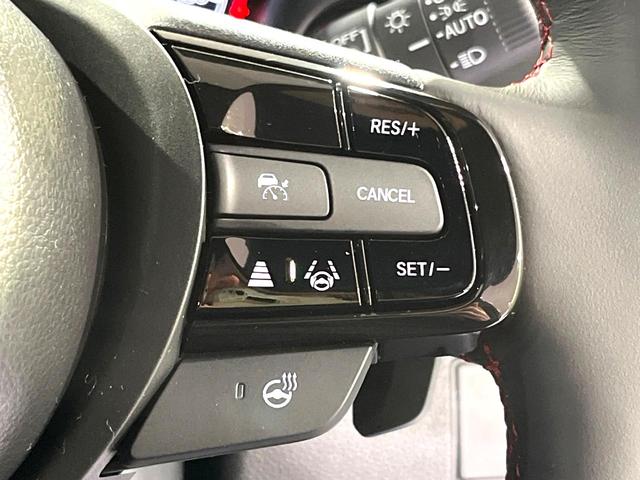 ヴェゼル e:HEV RS 登録済未使用車 全周囲カメラ 衝突被害軽減システム 電動リアゲート コーナーセンサー スマートキー LEDヘッド ETC2.0 純正18インチアルミ オートハイビーム オートライト オートエアコン(27枚目)