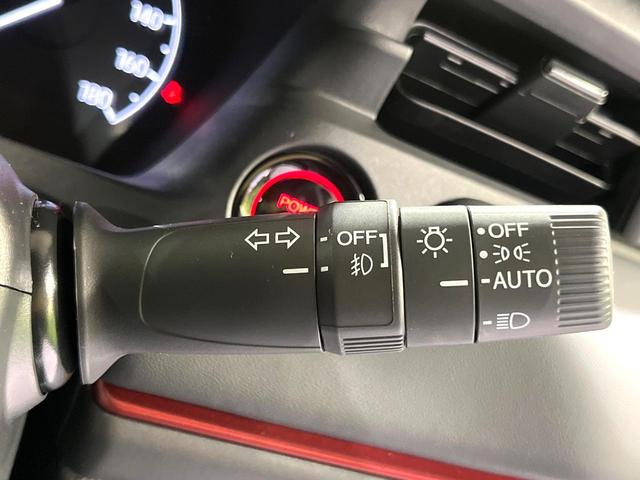 ヴェゼル e:HEV RS 登録済未使用車 全周囲カメラ 衝突被害軽減システム 電動リアゲート コーナーセンサー スマートキー LEDヘッド ETC2.0 純正18インチアルミ オートハイビーム オートライト オートエアコン(29枚目)