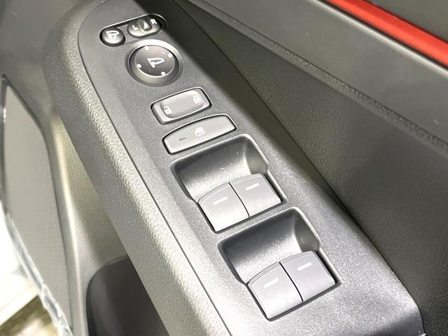 ヴェゼル e:HEV RS 登録済未使用車 全周囲カメラ 衝突被害軽減システム 電動リアゲート コーナーセンサー スマートキー LEDヘッド ETC2.0 純正18インチアルミ オートハイビーム オートライト オートエアコン(42枚目)