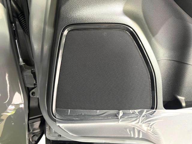 ヴェゼル e:HEV RS 登録済未使用車 全周囲カメラ 衝突被害軽減システム 電動リアゲート コーナーセンサー スマートキー LEDヘッド ETC2.0 純正18インチアルミ オートハイビーム オートライト オートエアコン(45枚目)