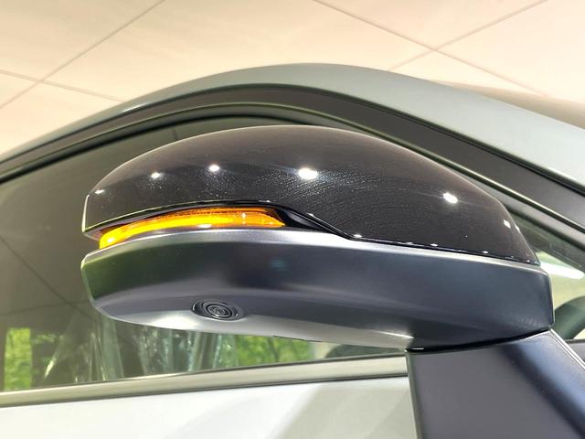 ヴェゼル e:HEV RS 登録済未使用車 全周囲カメラ 衝突被害軽減システム 電動リアゲート コーナーセンサー スマートキー LEDヘッド ETC2.0 純正18インチアルミ オートハイビーム オートライト オートエアコン(62枚目)