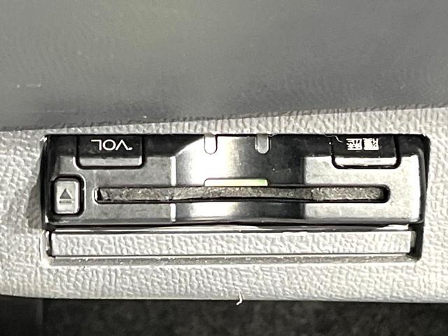 ルークス ハイウェイスター 電動スライドドア SDナビ 禁煙車 HIDヘッド ETC 純正14インチアルミ オートライト オートエアコン Bluetooth CD DVD再生 フルセグ(4枚目)