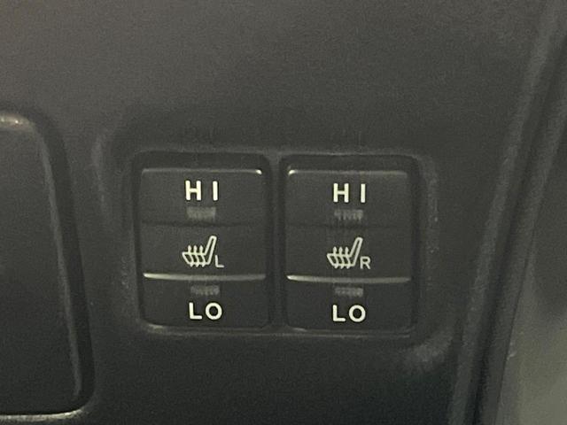 エスクァイア Ｇｉ　プレミアムパッケージ　後席モニター　純正１０型ナビ　両側電動ドア　バックカメラ　衝突軽減システム　禁煙車　ハーフレザーシート　ドラレコ　スマートキー　ＬＥＤヘッド　ビルトインＥＴＣ　クルコン　純正１５インチアルミ（6枚目）