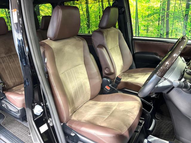 エスクァイア Ｇｉ　プレミアムパッケージ　後席モニター　純正１０型ナビ　両側電動ドア　バックカメラ　衝突軽減システム　禁煙車　ハーフレザーシート　ドラレコ　スマートキー　ＬＥＤヘッド　ビルトインＥＴＣ　クルコン　純正１５インチアルミ（8枚目）