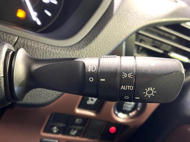 エスクァイア Ｇｉ　プレミアムパッケージ　後席モニター　純正１０型ナビ　両側電動ドア　バックカメラ　衝突軽減システム　禁煙車　ハーフレザーシート　ドラレコ　スマートキー　ＬＥＤヘッド　ビルトインＥＴＣ　クルコン　純正１５インチアルミ（33枚目）