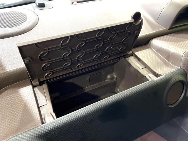 ポルテ Ｙ　電動スライドドア　ＳＤナビ　バックカメラ　禁煙車　ドラレコ　スマートキー　プッシュスタート　ＨＩＤヘッド　オートライト　ＥＴＣ　オートライト　ＣＤ　ＤＶＤ再生　地デジ（49枚目）