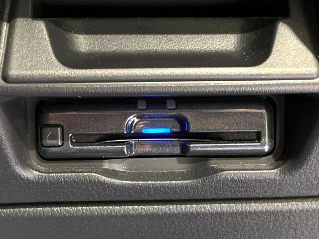 ＣＸ－６０ ＸＤ　Ｌパッケージ　４ＷＤ　ディーゼルターボ　純正１２．３ナビ　全周囲カメラ　衝突軽減システム　レーダークルーズ　禁煙車　レザーシート　コーナーセンサー　スマートキー　ＬＥＤヘッド　ビルトインＥＴＣ　純正２０インチアルミ（7枚目）