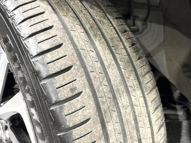 ヤリスクロス Ｚ　純正８インチナビ　バックカメラ　衝突被害軽減システム　レーダークルーズコントロール　禁煙車　パワーシート　ドラレコ　コーナーセンサー　スマートキー　ＬＥＤヘッド　ビルトインＥＴＣ　オートハイビーム（57枚目）