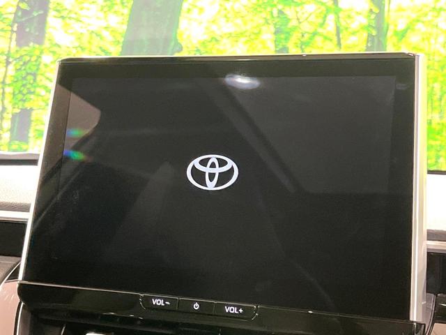 カローラクロス ハイブリッド　Ｚ　純正１０．５インチディスプレイオーディオ　ガラスルーフ　全周囲カメラ　衝突被害軽減システム　レーダークルーズ　禁煙車　電動リアゲート　パワーシート　スマートキー　ＥＴＣ２．０　純正１８インチアルミ（5枚目）